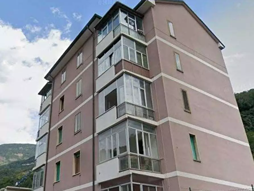 Immagine 2 di Appartamento in vendita  in Via Roma a Cedegolo