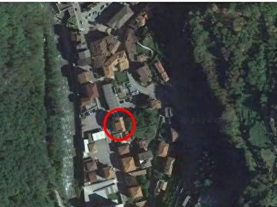 Immagine 5 di Appartamento in vendita  in Via Roma a Cedegolo