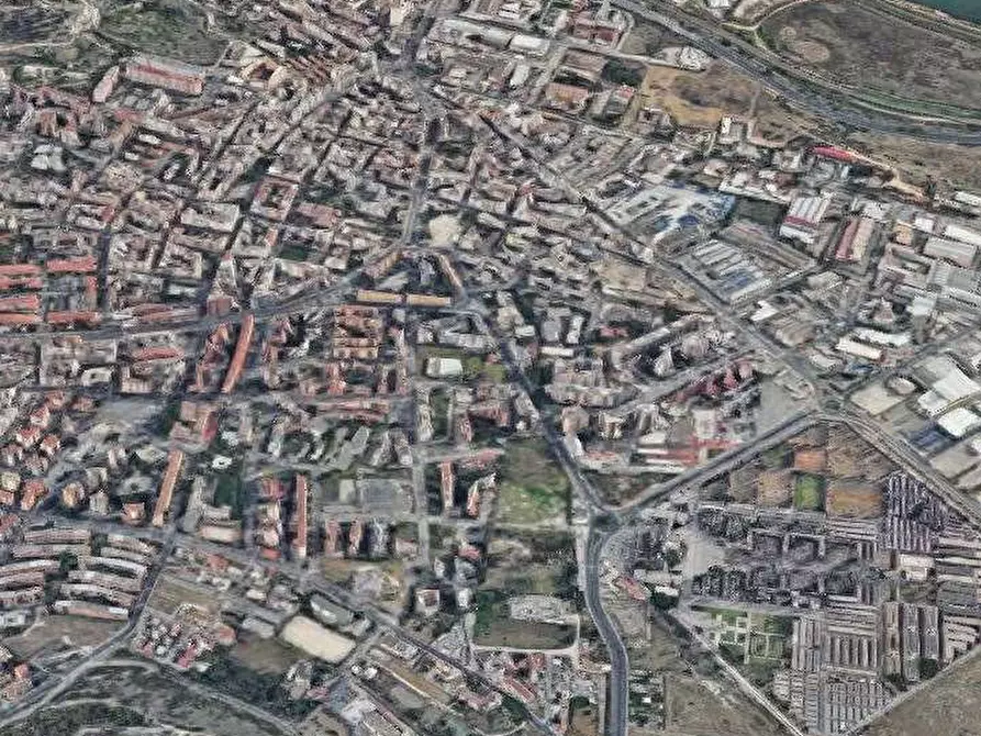 Immagine 6 di Garage in vendita  in Via Abruzzi a Cagliari