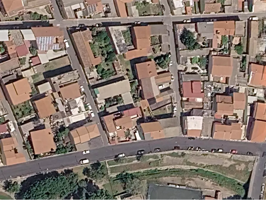Immagine 2 di Negozio in vendita  in Via Sicilia a Capoterra