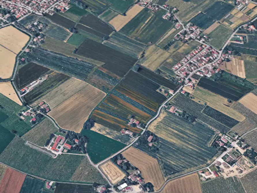 Immagine 10 di Magazzino in vendita  in Via Chiesuola a Russi
