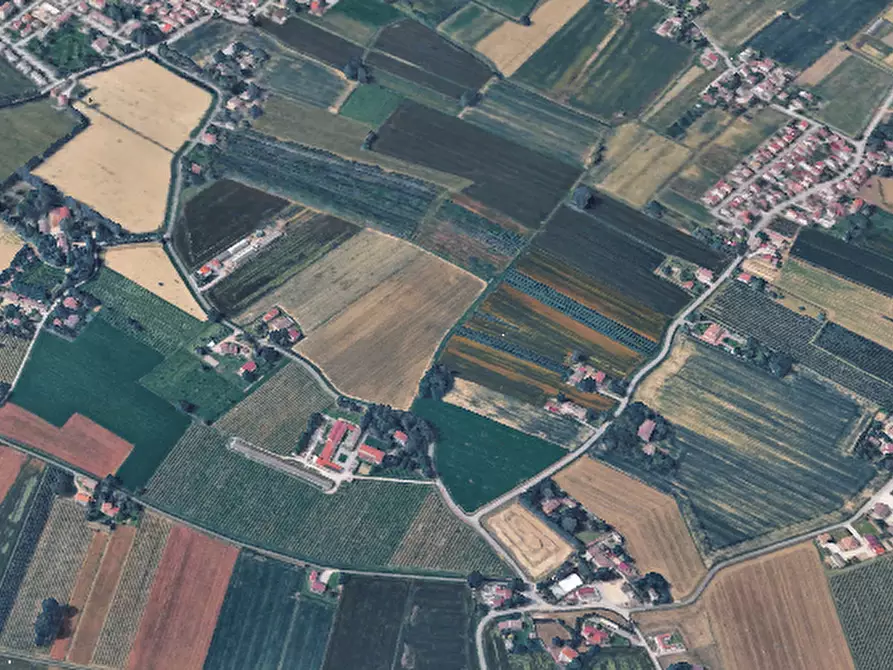 Immagine 12 di Magazzino in vendita  in Via Chiesuola a Russi