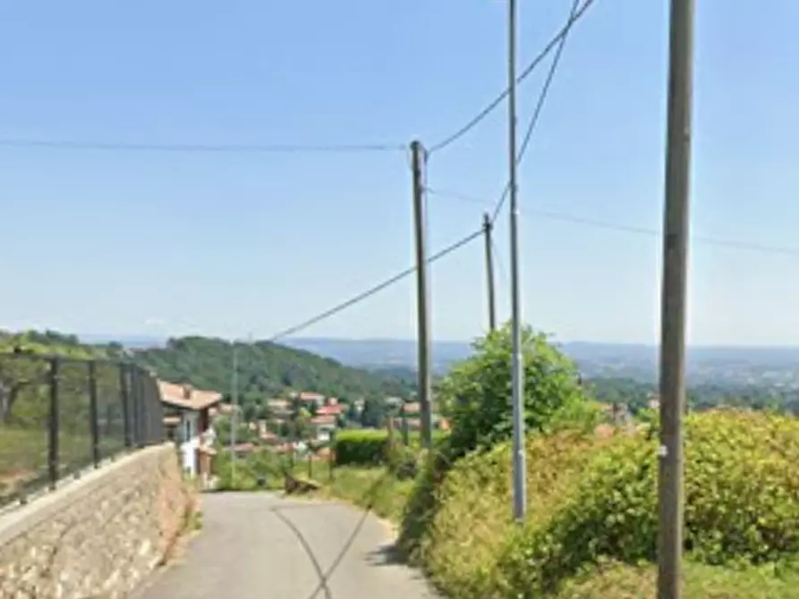 Immagine 3 di Magazzino in vendita  in Frazione Vieta a Forno Canavese