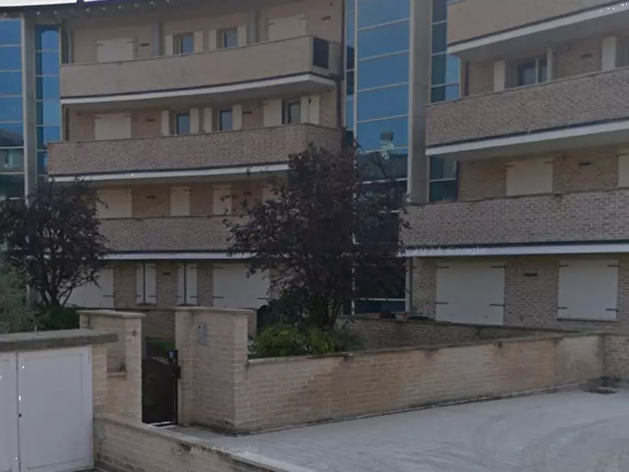 Immagine 1 di Appartamento in vendita  in Via Pietro Adamo De Micheli a Mantova