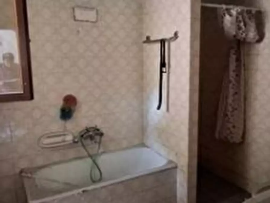 Immagine 12 di Porzione di casa in vendita  in Via Rocca a Castellarano