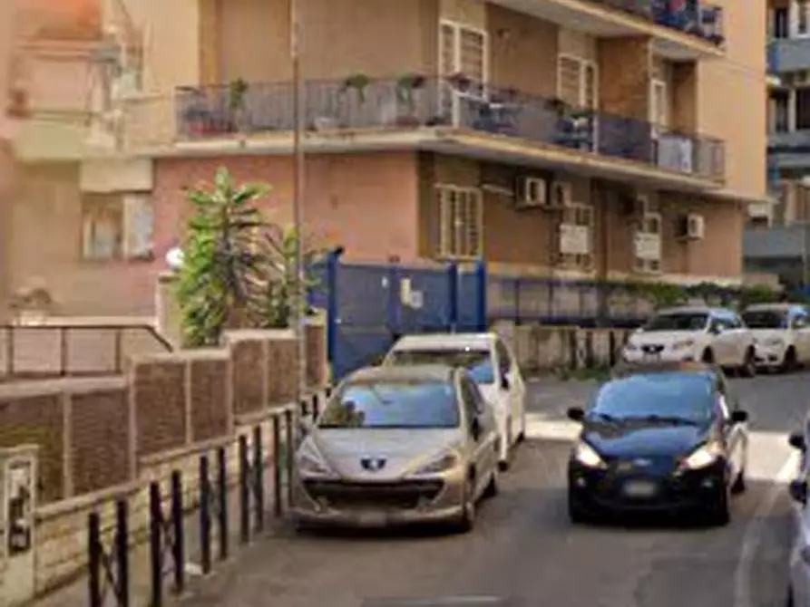 Immagine 19 di Appartamento in vendita  in Via Argentina Altobelli a Roma