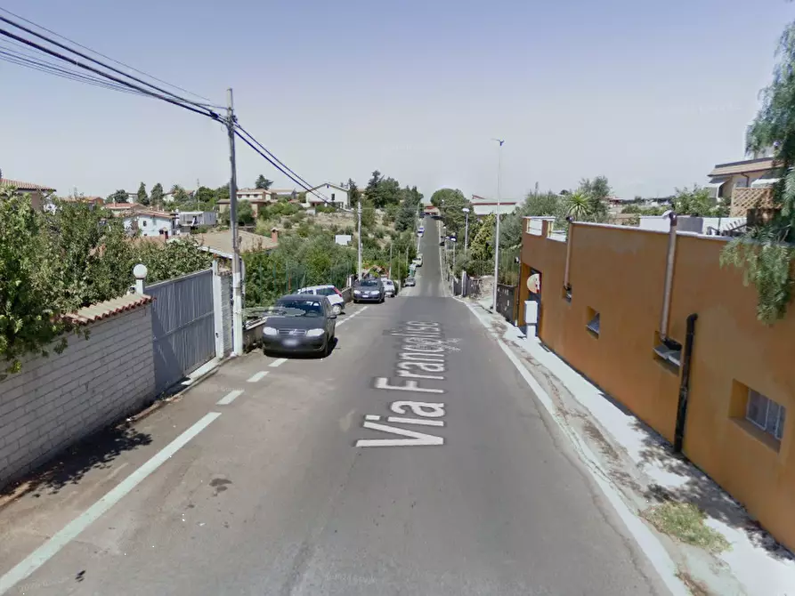 Immagine 9 di Appartamento in vendita  in Via Francolise a Roma