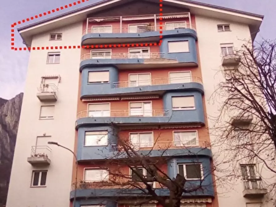 Immagine 4 di Appartamento in vendita  in Via Vincanino a Lecco