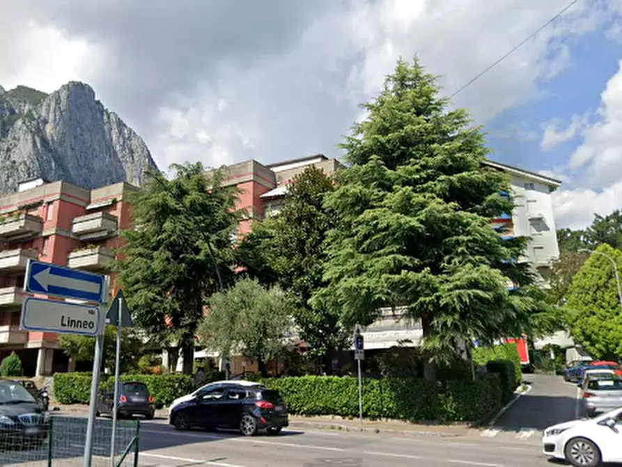 Immagine 13 di Appartamento in vendita  in Via Vincanino a Lecco