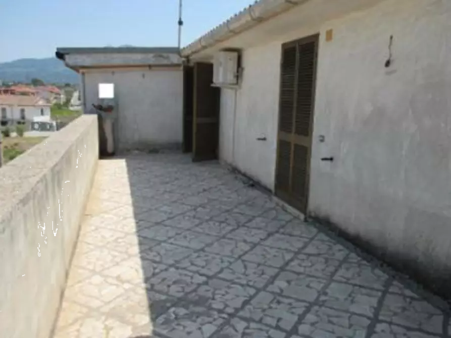 Immagine 14 di Appartamento in vendita  in Via Castagna a Sessa Aurunca