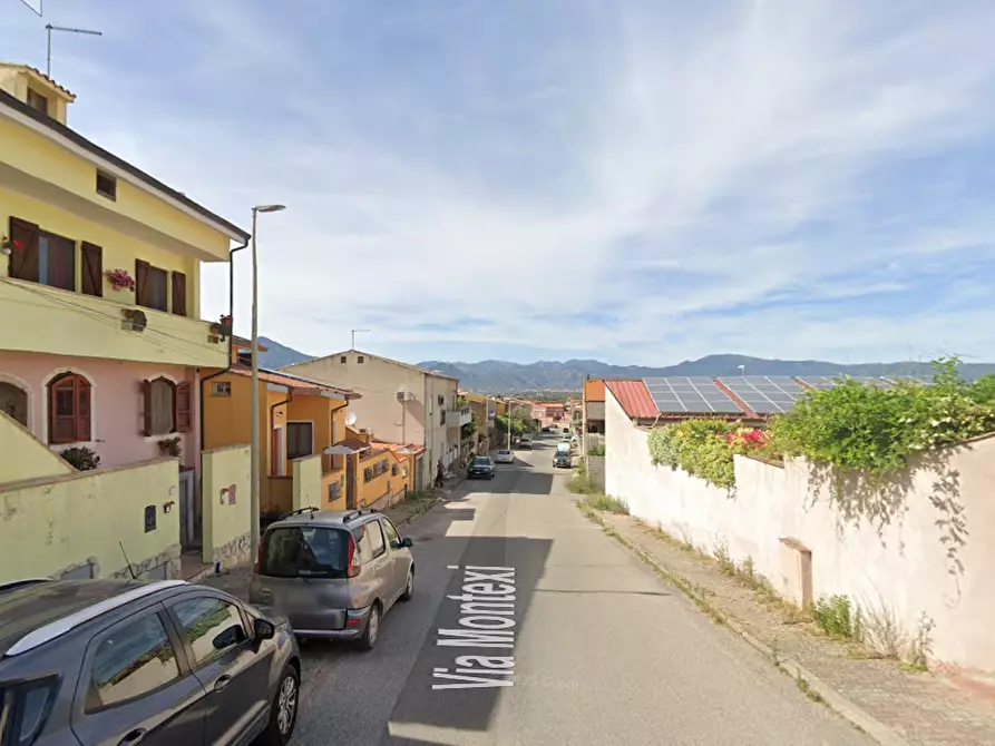 Immagine 6 di Casa indipendente in vendita  in Via Montexi a Villamassargia