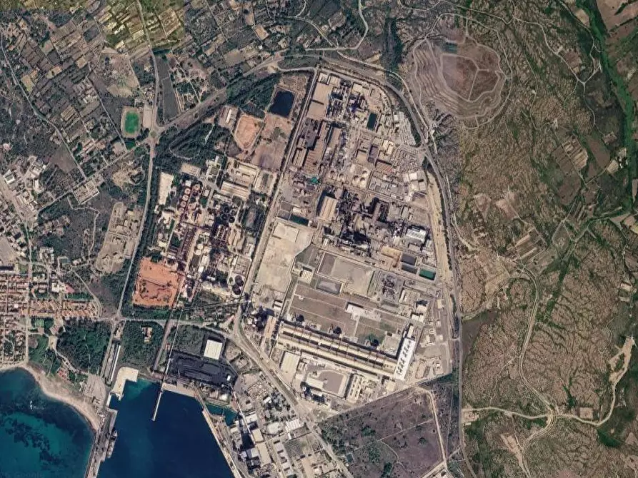 Immagine 15 di Capannone industriale in vendita  in Asse interno Portovesme a Portoscuso