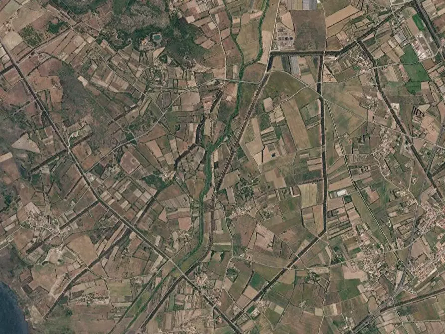Immagine 13 di Terreno agricolo in vendita  in Località 