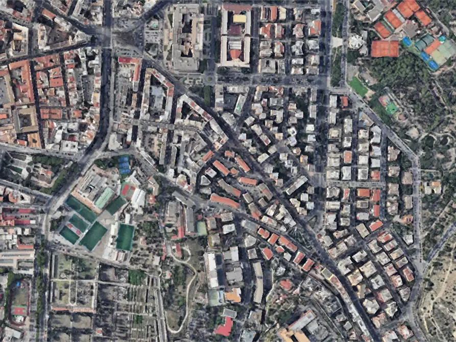 Immagine 7 di Negozio in vendita  in Via Enrico Pessina a Cagliari
