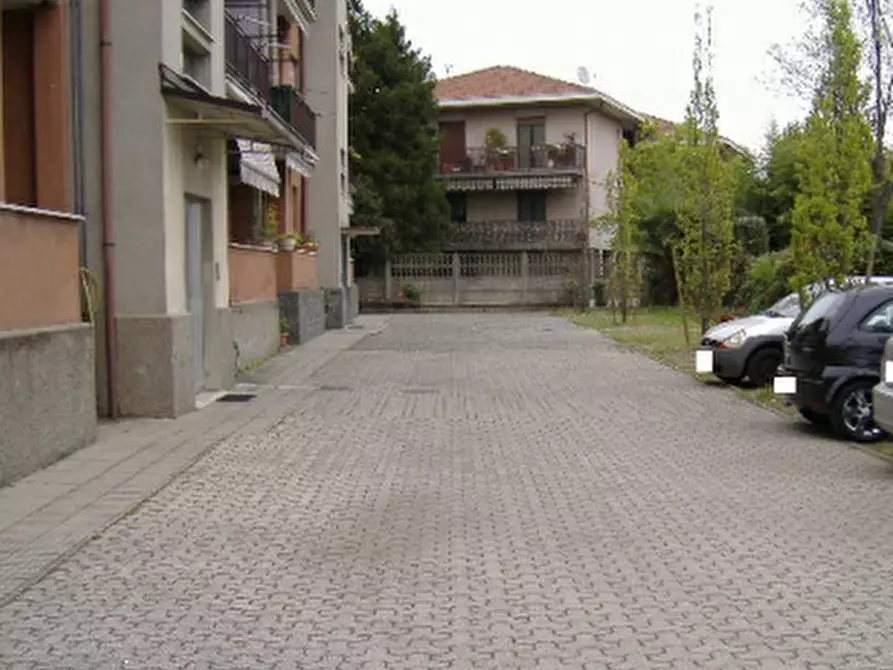 Immagine 9 di Appartamento in vendita  in Via Monte Nero  a Gallarate