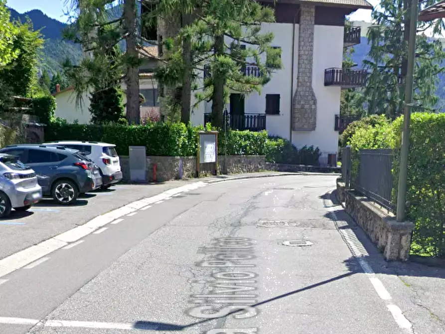 Immagine 12 di Hotel in vendita  in Via Silvio Pellico a Castione Della Presolana