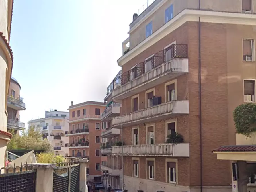 Immagine 7 di Appartamento in vendita  in Via Feliciano Scarpellini a Roma