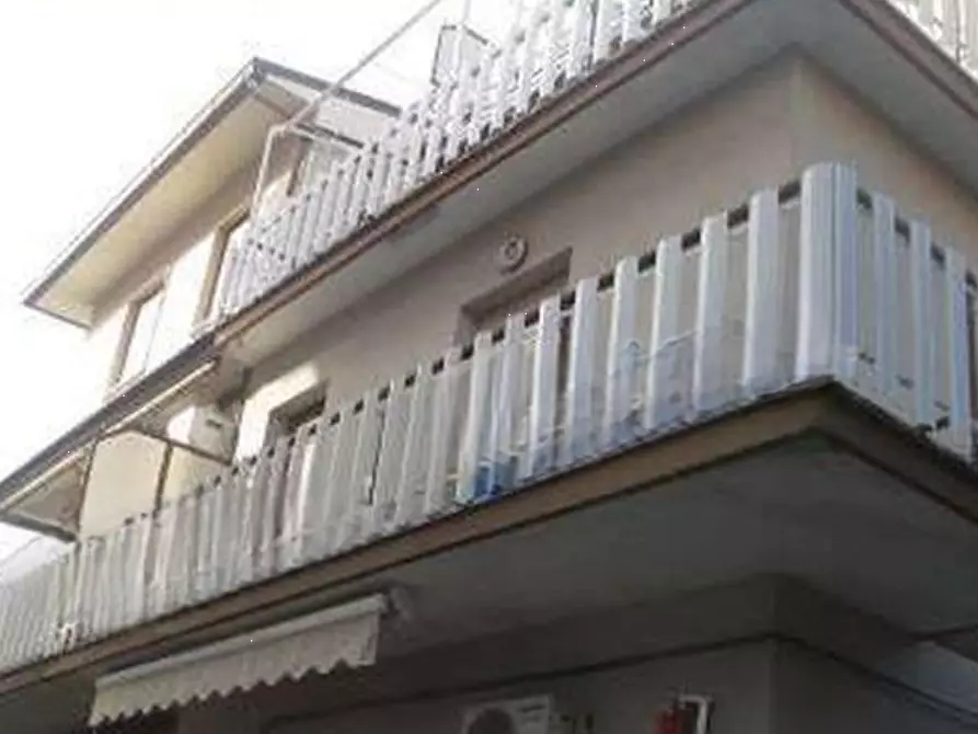 Immagine 4 di Appartamento in vendita  in Via Campofiorito a Roma