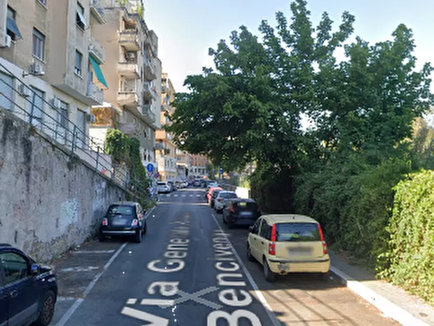 Immagine 2 di Appartamento in vendita  in Via Generale Roberto Bencivenga a Roma
