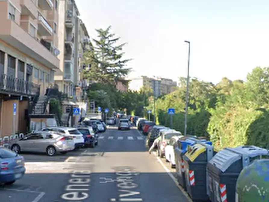 Immagine 5 di Appartamento in vendita  in Via Generale Roberto Bencivenga a Roma