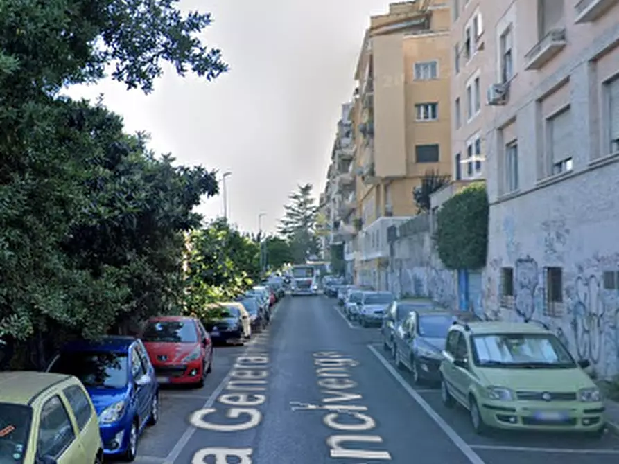Immagine 1 di Appartamento in vendita  in Via Generale Roberto Bencivenga a Roma