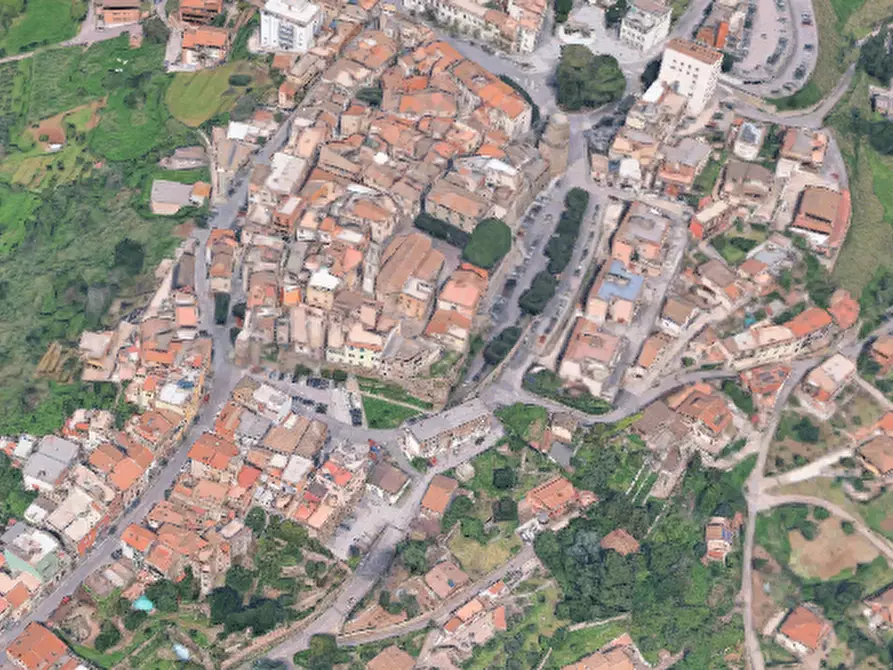 Immagine 4 di Negozio in vendita  in Via Sulpicio Quirinio a Lanuvio