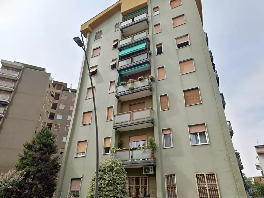 Immagine 4 di Appartamento in vendita  in Via Villloresi a Bresso
