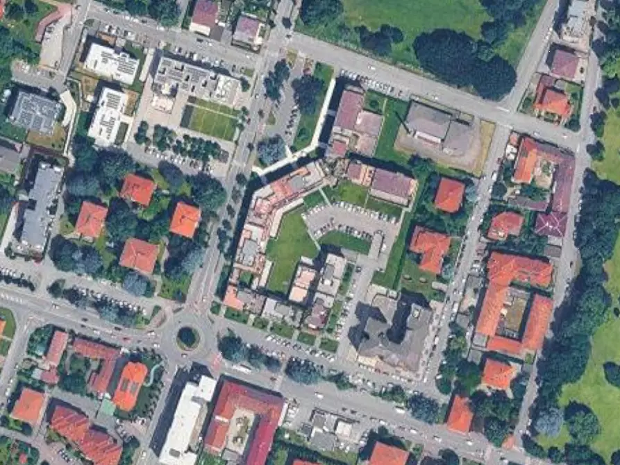 Immagine 6 di Garage in vendita  in Via Milano a Cassano D'adda