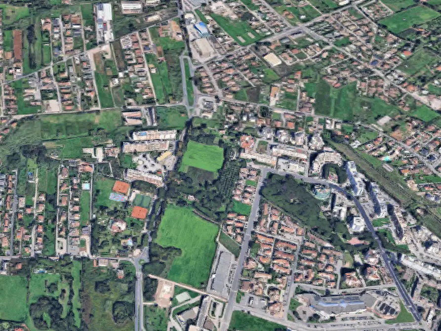 Immagine 5 di Garage in vendita  in Via Nettunense a Anzio