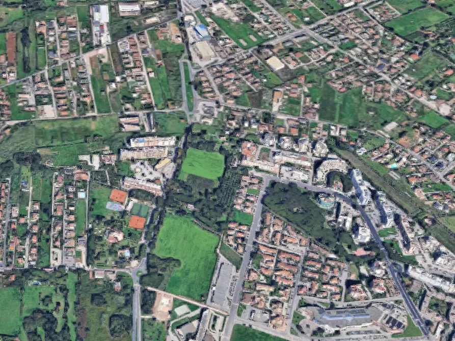 Immagine 13 di Garage in vendita  in Via Nettunense a Anzio
