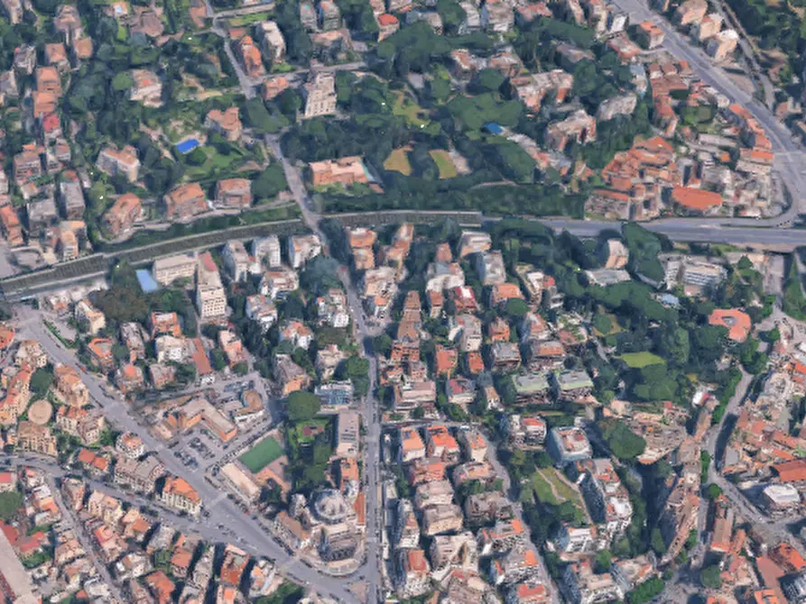 Immagine 2 di Garage in vendita  in Via Nettunense a Anzio
