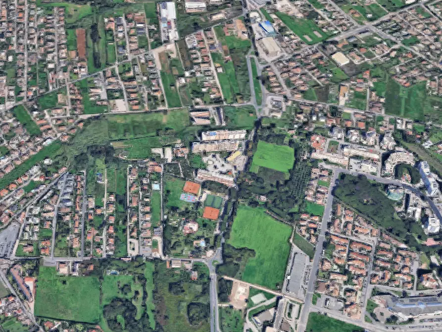 Immagine 11 di Garage in vendita  in Via Nettunense a Anzio