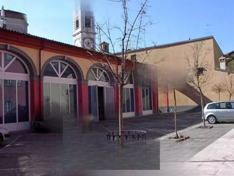 Immagine 3 di Stabile in vendita  in Via A. De Gasperi a Chiari