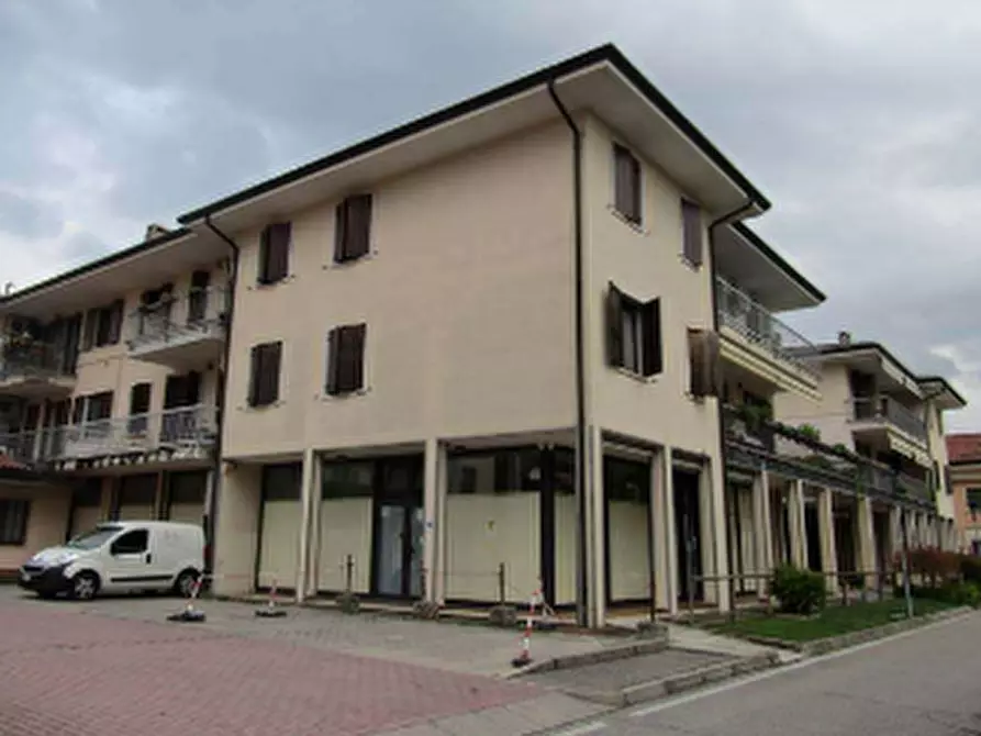 Immagine 6 di Appartamento in vendita  in Via Don Giovanni Battista Tessari a Lavagno