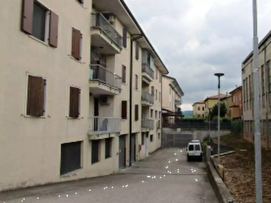 Immagine 8 di Appartamento in vendita  in Via Don Giovanni Battista Tessari a Lavagno