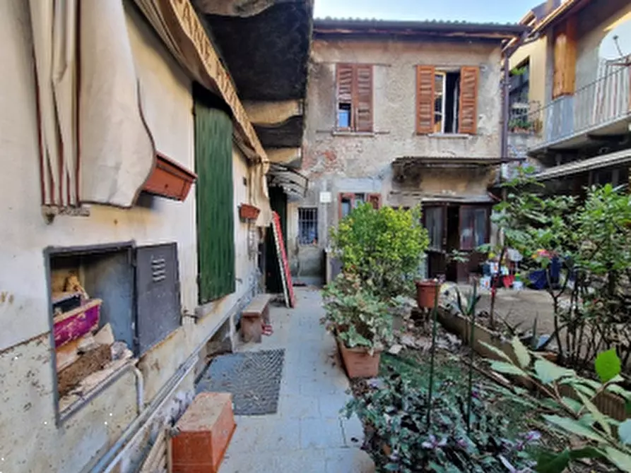 Immagine 3 di Appartamento in vendita  in Via Vittorio Emanuele II a Cabiate