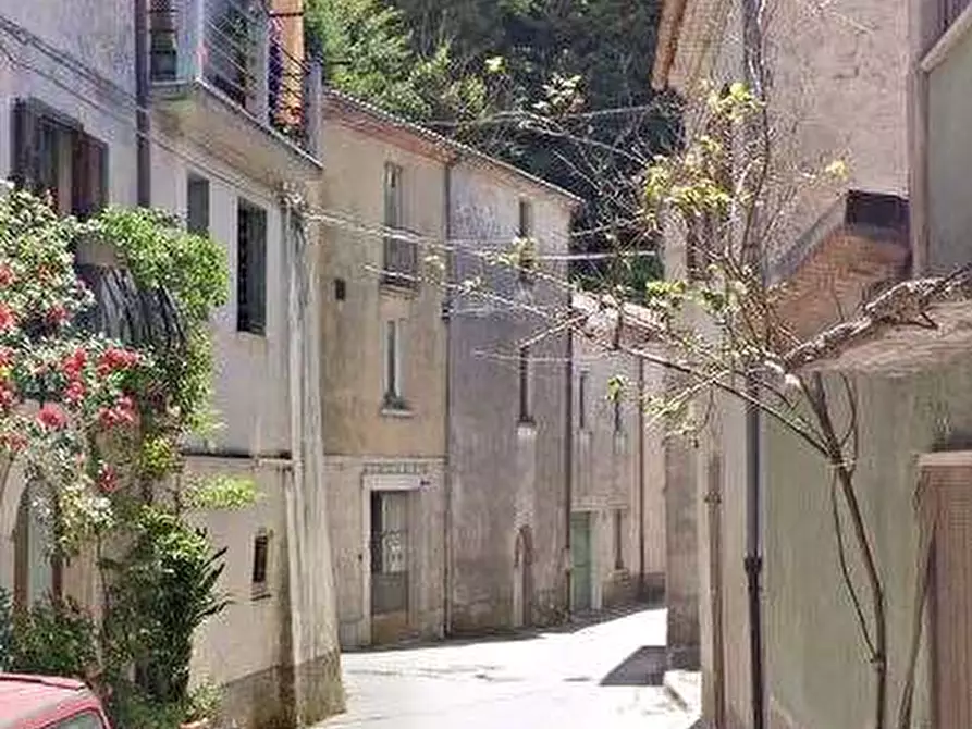 Immagine 3 di Casa indipendente in vendita  in Via Napoli a Carovilli