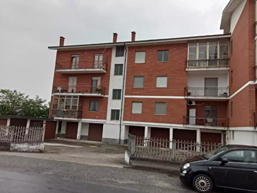 Immagine 1 di Laboratorio in vendita  in Via delle Scuole Medie a Carrù