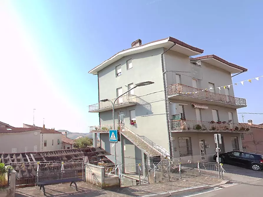 Immagine 12 di Appartamento in vendita  in via Incancellata a Monte Urano