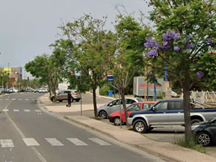 Immagine 9 di Negozio in vendita  in Via Roma a Carbonia
