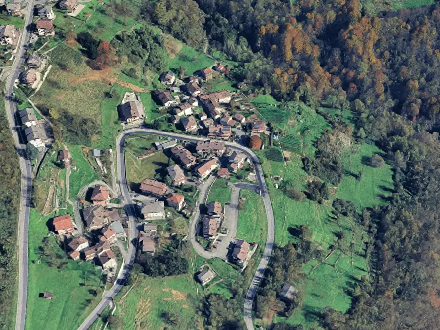 Immagine 11 di Appartamento in vendita  in Via Europa a Costa Di Serina