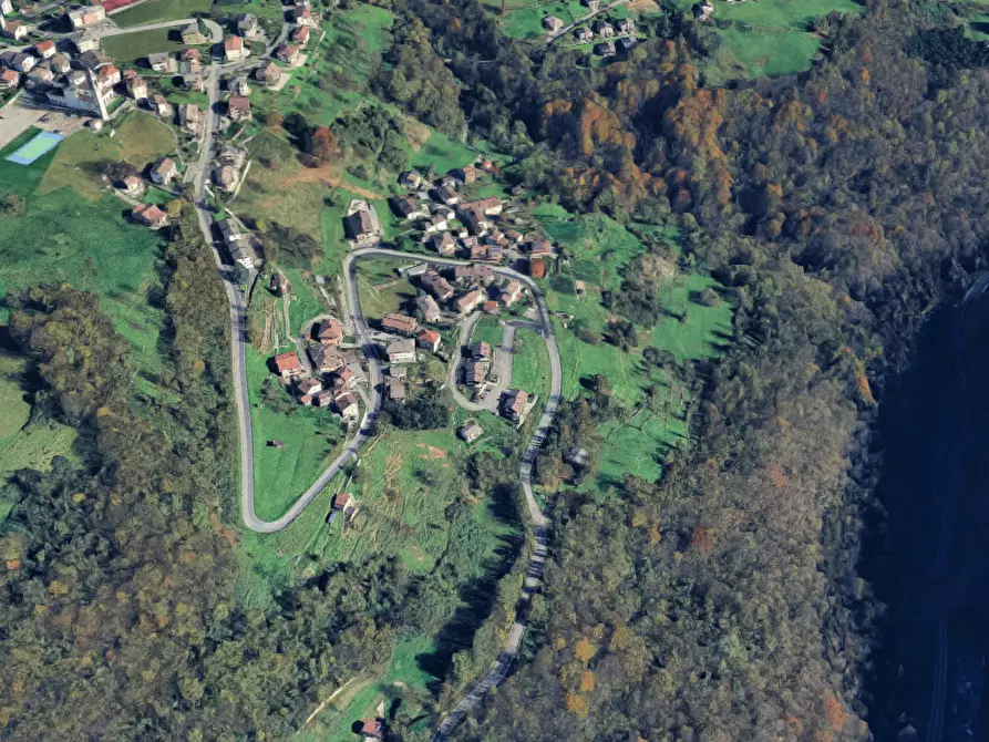 Immagine 12 di Appartamento in vendita  in Via Europa a Costa Di Serina