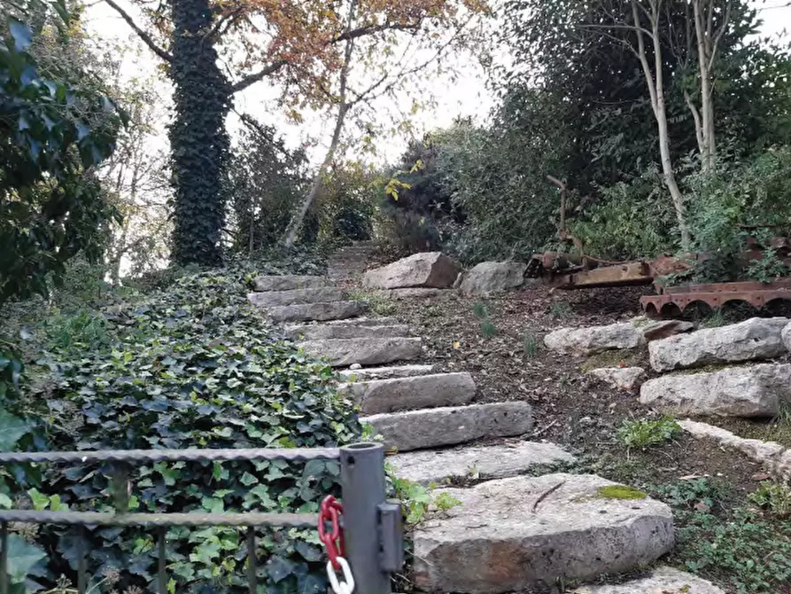 Immagine 14 di Negozio in vendita  in Via Postioma Dei Prai a Castelfranco Veneto