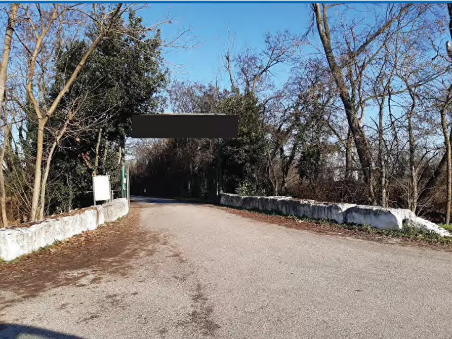 Immagine 19 di Negozio in vendita  in Via Postioma Dei Prai a Castelfranco Veneto