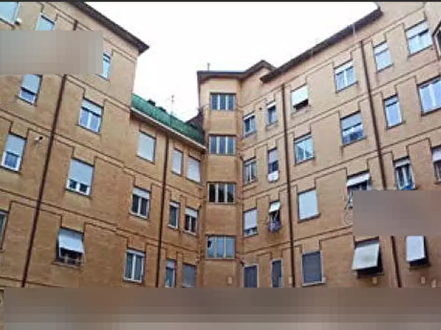 Immagine 1 di Appartamento in vendita  in Viale Vasco de Gama  a Roma