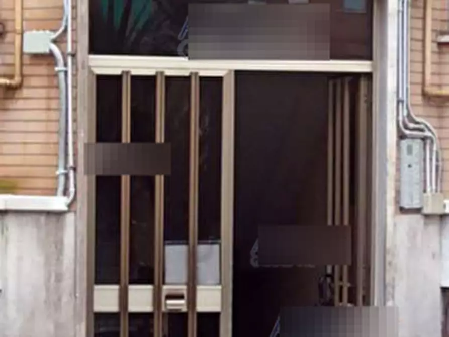 Immagine 5 di Appartamento in vendita  in Viale Vasco de Gama  a Roma