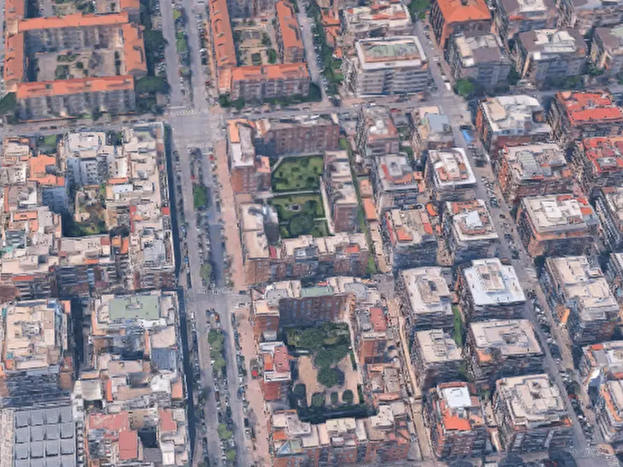 Immagine 13 di Appartamento in vendita  in Viale Vasco de Gama  a Roma
