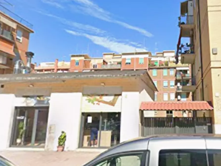 Immagine 19 di Appartamento in vendita  in Viale Vasco de Gama  a Roma