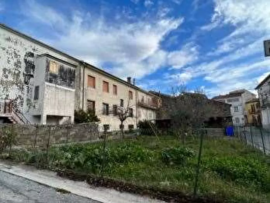 Immagine 2 di Porzione di casa in vendita  in Via Roma a Rocchetta A Volturno