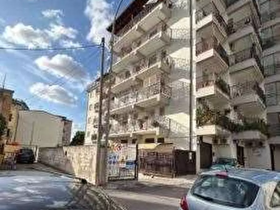 Immagine 1 di Appartamento in vendita  in Vicolo Angelo Scalzone a Caserta